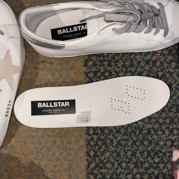 Men's Super-Star Metal-Logo Leather Low-Top Sneakers-Size-43/NWOB - Picture 9 of 12